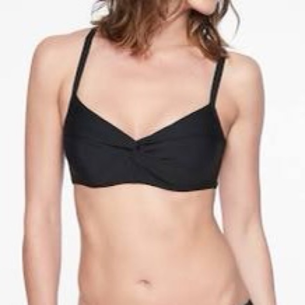 Athleta bathing suit top last chance!